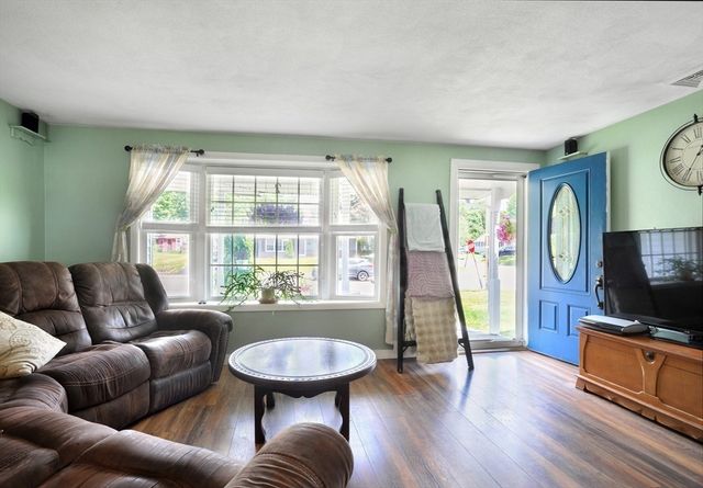 68 Alphonse Rd, Brockton, MA 02302