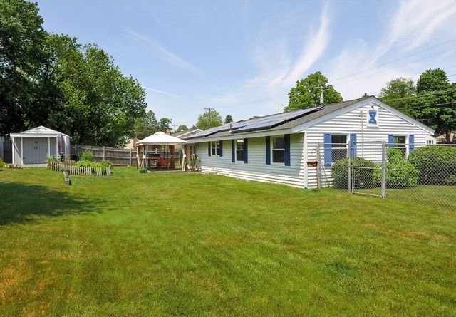 68 Alphonse Rd, Brockton, MA 02302