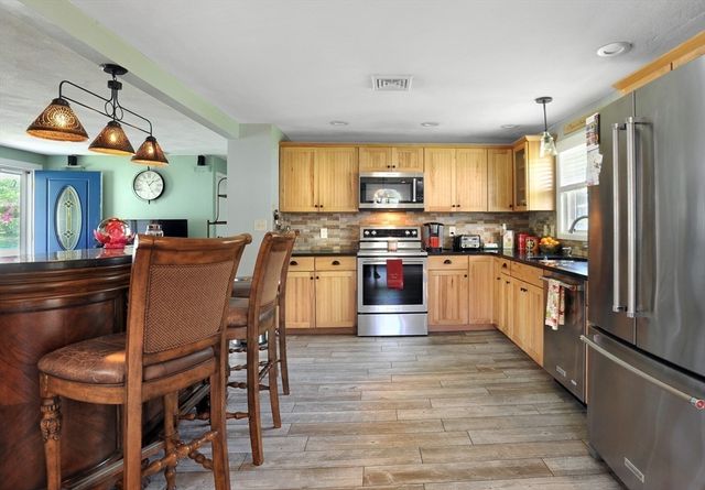 68 Alphonse Rd, Brockton, MA 02302