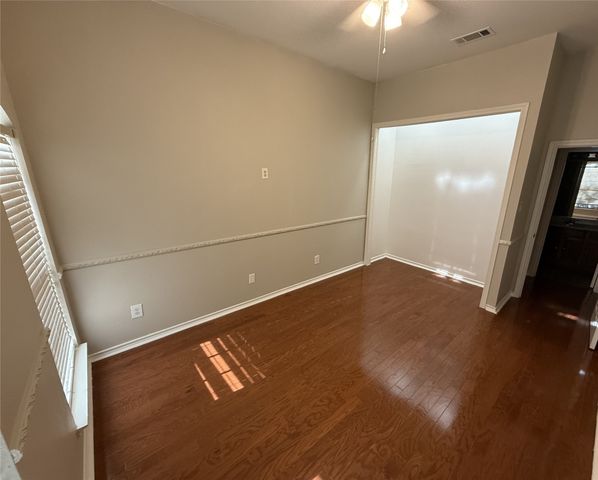 9220 Water Oak Drive, Arlington, TX 76002