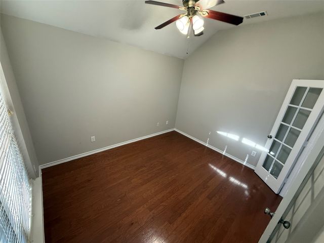 9220 Water Oak Drive, Arlington, TX 76002