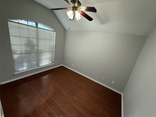 9220 Water Oak Drive, Arlington, TX 76002