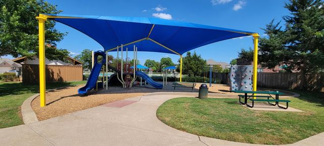 9220 Water Oak Drive, Arlington, TX 76002