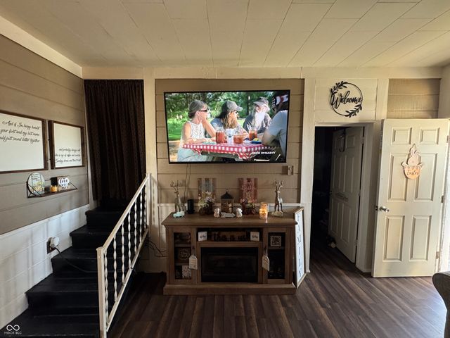 10600 E County Road 50 S, Selma, IN 47383