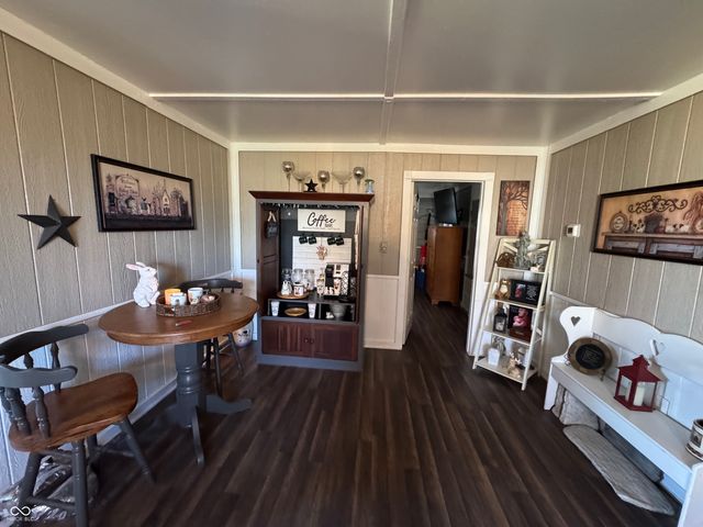 10600 E County Road 50 S, Selma, IN 47383