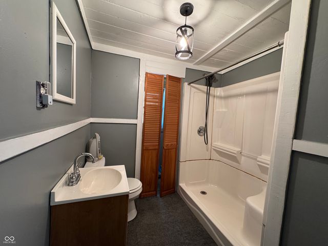 10600 E County Road 50 S, Selma, IN 47383