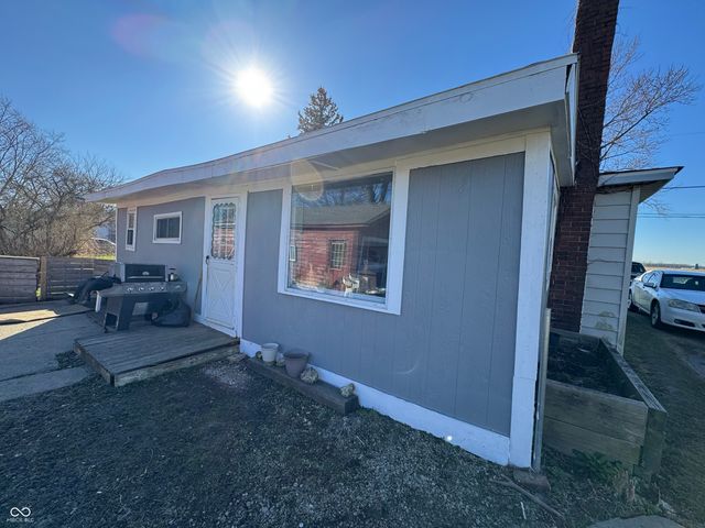 10600 E County Road 50 S, Selma, IN 47383