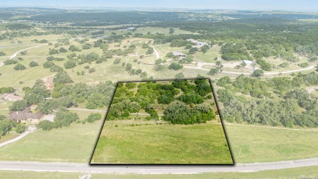 225 Doehne Oaks, New Braunfels, TX 78132