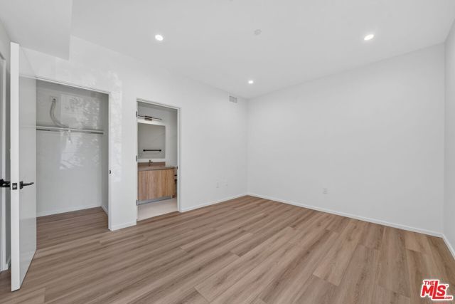 1853 12th Street A, Santa Monica, CA 90404