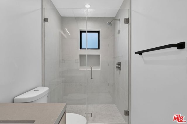 1853 12th Street A, Santa Monica, CA 90404