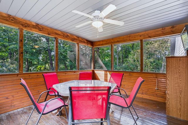 7626 White Chapel Road SE, Newark, OH 43056