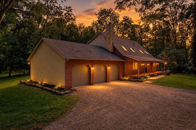7626 White Chapel Road SE, Newark, OH 43056