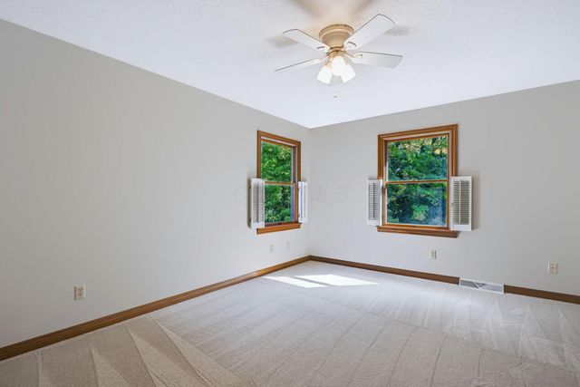 7626 White Chapel Road SE, Newark, OH 43056