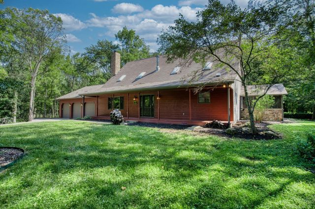 7626 White Chapel Road SE, Newark, OH 43056