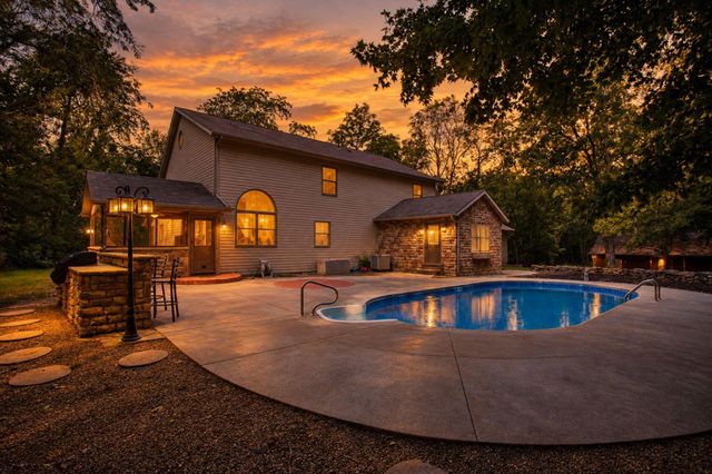 7626 White Chapel Road SE, Newark, OH 43056
