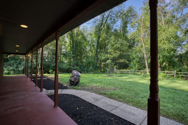 7626 White Chapel Road SE, Newark, OH 43056
