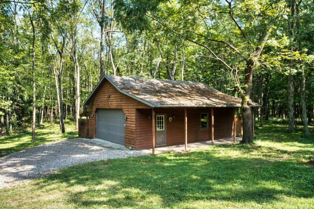 7626 White Chapel Road SE, Newark, OH 43056