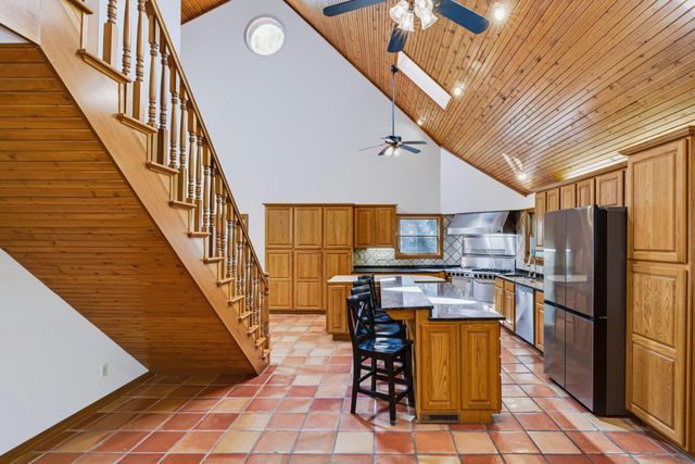 7626 White Chapel Road SE, Newark, OH 43056