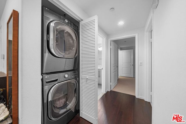 733 S Manhattan Place 401, Los Angeles, CA 90005