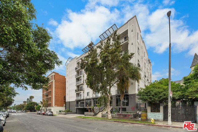 733 S Manhattan Place 401, Los Angeles, CA 90005