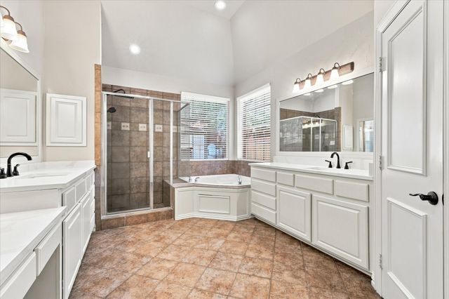 708 Lakeway Drive, Keller, TX 76248