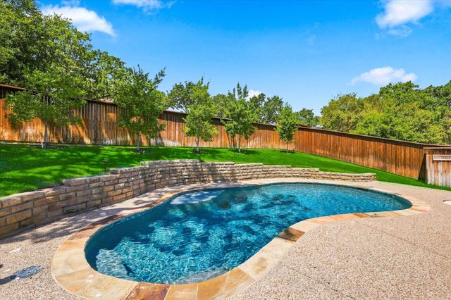 708 Lakeway Drive, Keller, TX 76248