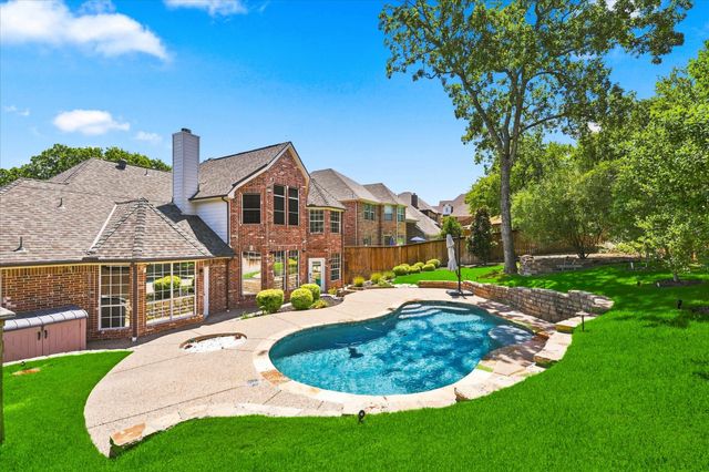 708 Lakeway Drive, Keller, TX 76248