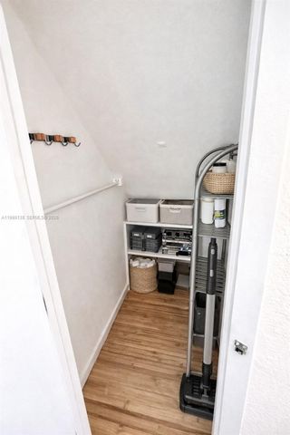 3915 N Meridian Ave 101, Miami Beach, FL 33140