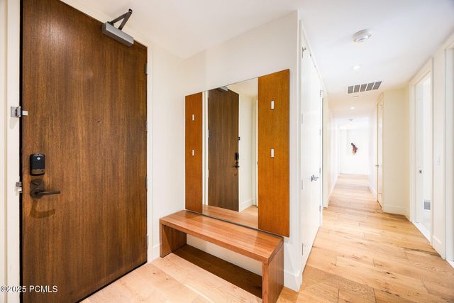 2431 W High Mountain Road 301, Park City, UT 84098