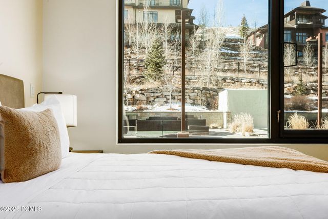 2431 W High Mountain Road 301, Park City, UT 84098