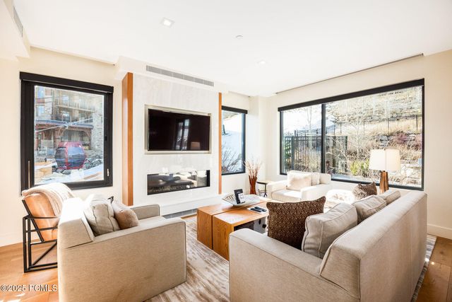 2431 W High Mountain Road 301, Park City, UT 84098