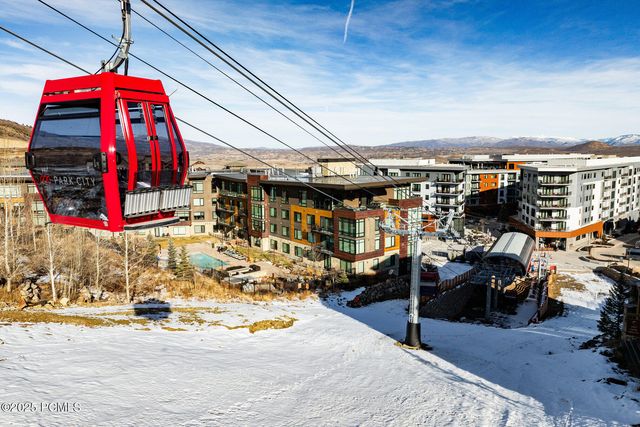 2431 W High Mountain Road 301, Park City, UT 84098
