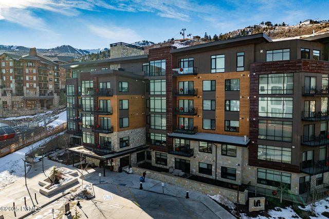 2431 W High Mountain Road 301, Park City, UT 84098