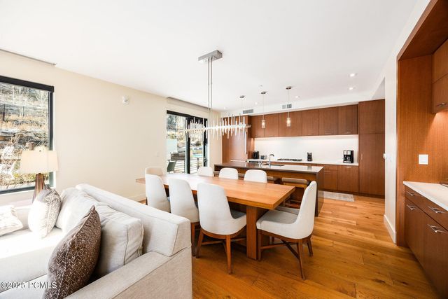 2431 W High Mountain Road 301, Park City, UT 84098