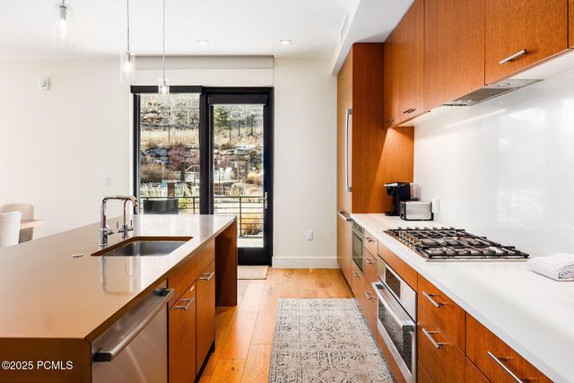 2431 W High Mountain Road 301, Park City, UT 84098