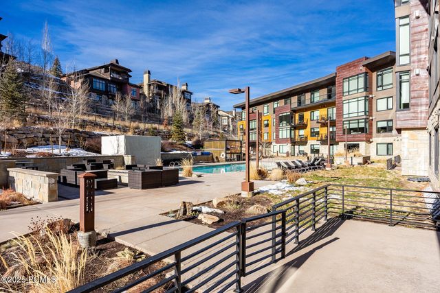 2431 W High Mountain Road 301, Park City, UT 84098