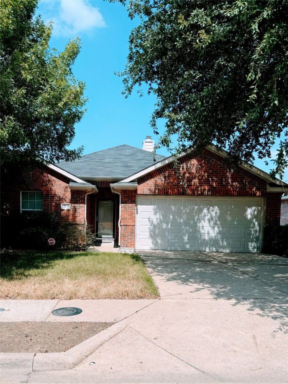 2835 Bronco Drive, Dallas, TX 75237 — photo 2