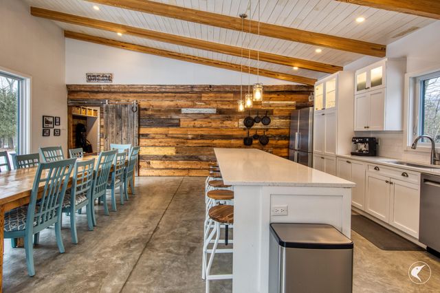 968 Springfield Road, Wilmington, NY 12997