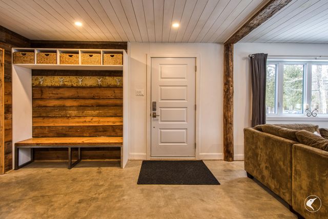 968 Springfield Road, Wilmington, NY 12997