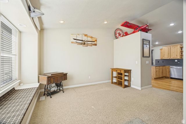 1764 N 300 W, North Ogden, UT 84414