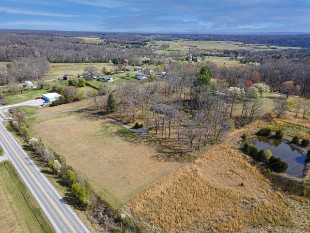 9006 Smithville Hwy, Mcminnville, TN 37110