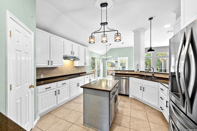 8510 Monument Oak, Boerne, TX 78015