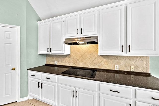 8510 Monument Oak, Boerne, TX 78015