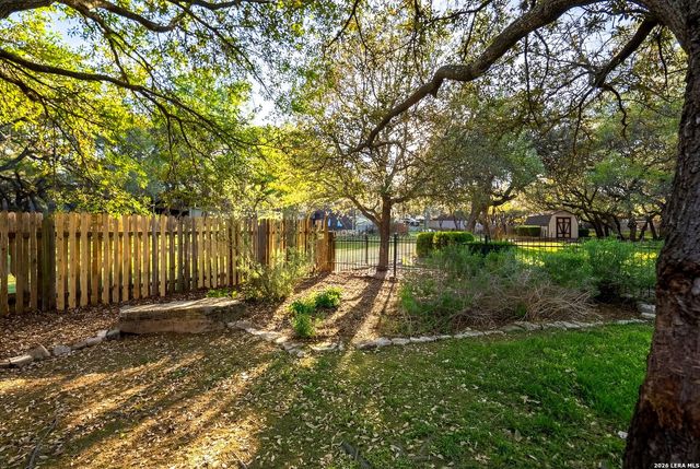 8510 Monument Oak, Boerne, TX 78015