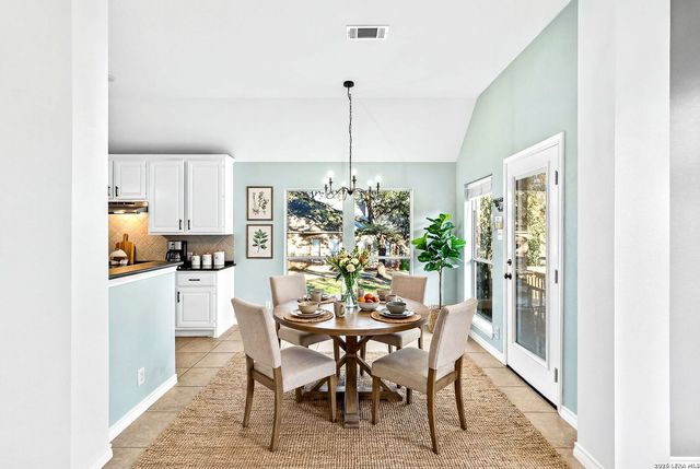 8510 Monument Oak, Boerne, TX 78015