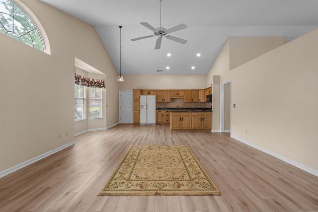 1209 Loblolly Ln., Conway, SC 29526