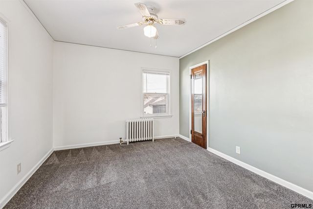 4178 Cass Street, Omaha, NE 68131