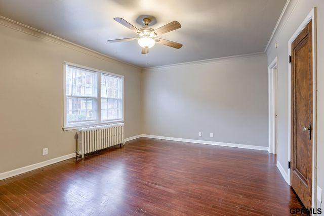 4178 Cass Street, Omaha, NE 68131