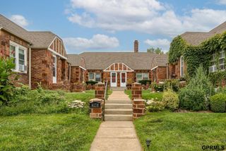 4178 Cass Street, Omaha, NE 68131