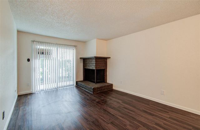 2800 Jeanetta Street 1015, Houston, TX 77063